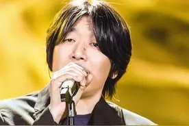 1994年老狼一首《同桌的你》掀起回忆，你是否想起同桌的那个他她