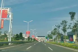 海沧隧道（Haicang Tunnel）是中国福建省厦门市一条连接湖里区…视频封面