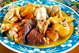 天冷多喝农家土鸡汤，汤鲜肉香不发柴，营养滋补太美味，冬季靓汤