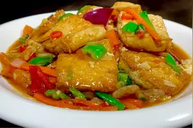 家常煎豆腐原来这样做才最好吃，岀锅外酥里嫩，做法简单一看学会