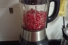 破壁机做的突尼斯石榴汁