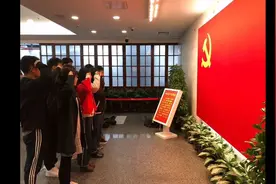 教师入党的利与弊视频封面