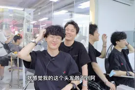 自然卷男生留长太难，被爸妈吐槽太丑脏乱差，矫正后直发帅气十足