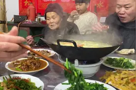 安徽农村生活，给奶奶请的保姆干了五天就不愿做了，该如何是好视频封面