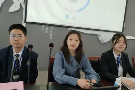 全场飚英文！洛阳中学生模拟联合国大会，学生“变”各国代表视频封面
