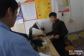 泉州安溪县湖头黑老大店铺卖给我快二年了现在想霸占回去。视频封面