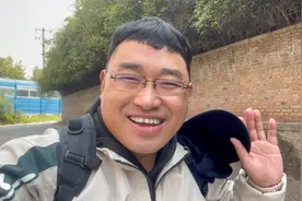 小崔去了解了一下顺丰快递的待遇感觉还不错，大公司就是不一样！视频封面