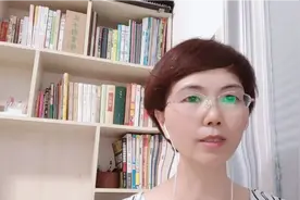 脓性痤疮长在刚出生的新生儿脸上，真跟孕妈吃东西有关吗？咋处理视频封面