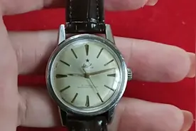 瑞士路兹老古董手动机械手表视频封面