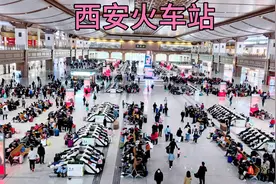 从西安坐T232次列车到北京，全程13小时硬卧票价263，全新的旅程视频封面