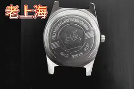 来自70年代的照片，于是我苦苦寻找到这种手表视频封面