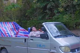 有我这样的微胖女朋友，你们几点回家？