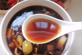 嗓子干痒疼，老是咳咳咳，罗汉果加它煮水喝，还你金嗓子～～视频封面