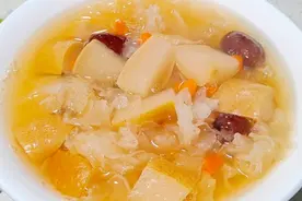 冰糖雪梨的正确做法，清热去火润肺止咳，丝滑甜美真的是非常好吃