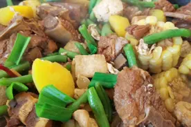 东北名菜“铁锅大乱炖”食材多样、营养健康，做法简单，超好吃视频封面