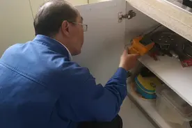 闻到厨房有燃气味，燃气公司师傅很快上门，检测结果是？视频封面