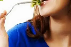 西兰花竟然这么可怕视频封面