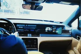 理想one老车主对于理想L9的对比评价，聊聊理想one还香不香视频封面