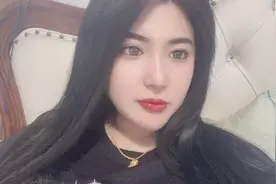 真搞笑，我爸我妈竟然在识字，我妈是一个不认识，还说我爸是文盲