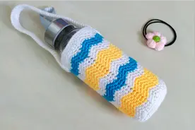 钩针简单漂亮的波纹花水杯套，短针钩法，太适合新手学习了（上）