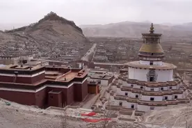 康巴汉子，像雄鹰翱翔在高原，像骏马奔驰在草原……视频封面