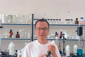 玻璃油膜净配方制作比例，轻轻松松去油污，玻璃干净无烦恼！视频封面
