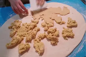 我今天做个玉米面和荞麦面的花卷，血糖高的可以做来吃，好吃低糖视频封面