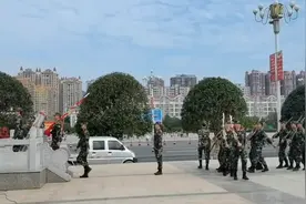 河池市委市政府搬迁宜州揭牌仪式在即，目前加紧演练施工中......视频封面