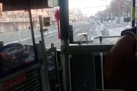 乘客你好，欢迎乘坐19路公交车，本汽由亚龙湾开往火车站视频封面