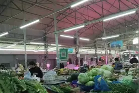 江苏省句容市宝华镇的和平农贸市场！视频封面