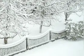 听听这首歌（下雪了想起你）你在远方还好吗？视频封面