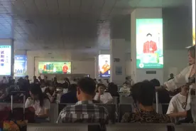 一个人旅行汕头出发黑龙江，动车加绿皮回忆三十年前上学扒车经历视频封面