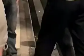 00后男孩带女孩出去玩好几天，女孩父亲找到男孩理论男孩出言嘲讽视频封面