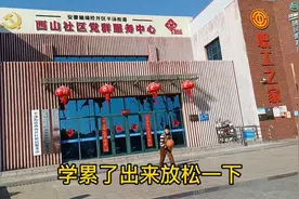 为什么学校篮球小球员选拔被选中，原来平时没少练啊！喜欢就好。视频封面