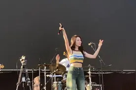 告五人长沙草莓音乐节live「唯一」，引全场大合唱！视频封面