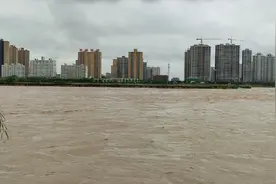 渭河全断面泄洪再经咸阳湖