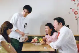 男孩邂逅聋哑女孩竟无可救药的爱上了对方 #感人 #高分电影 #爱情视频封面