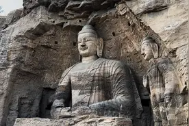 云冈石窟：太震撼，揭秘少有人知的4个秘密，佛像为何满身孔洞？
