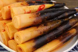 春到笋到，网红手剥笋在家就能做，不用加一滴油吃起来营养又健康