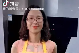 #广州花都特产手信正宗云海阁烧骨
#末吃过烧猪骨等于末曾到过广视频封面