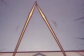 人死以后为什么要在桌子上立筷子