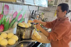 这大馒头蒸的太好了，开锅算，接近半个小时，后十分钟小火就可以