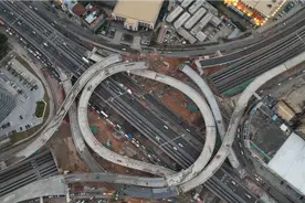 封控第一天的南大干线番禺大道北立交万博段仍然车水马龙塞的厉害视频封面