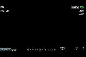 日本美女大胆试穿丝袜，长腿性感又迷人，我扛不住了！视频封面