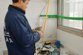 以前装修管子预留不到位，安装热水器该怎么改装，这样做省工省钱