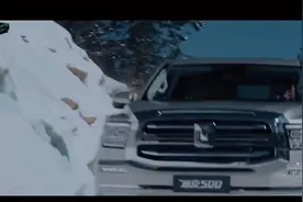 坦克500完胜兰德酷路泽 支持自主品牌