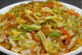 厨师长教你包菜炒粉条的家常做法，步骤详细，鲜香入味下酒又下饭