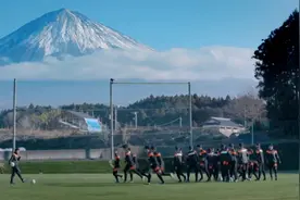 永远热爱的足球少年视频封面