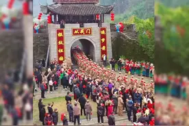 2025年新兵入伍出征仪式，热血与荣耀的启程！视频封面