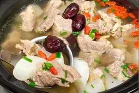 牛腩萝卜汤？千万别乱炖，牢记3放2不放的秘诀，汤醇肉香不膻不柴视频封面